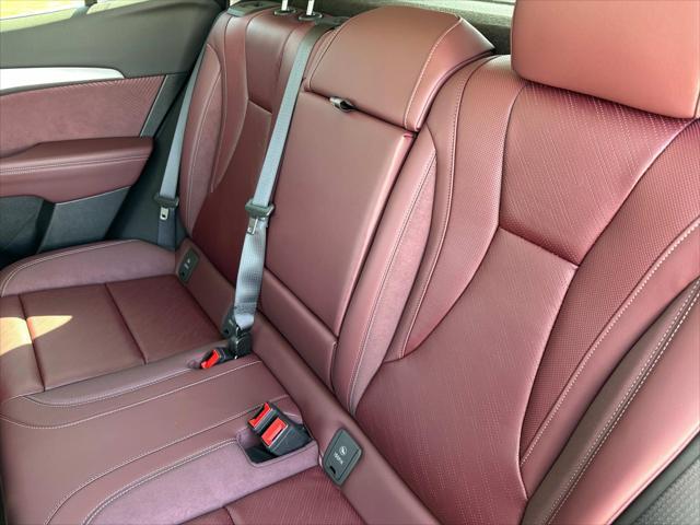 new 2025 Buick Envision car, priced at $42,636