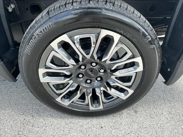 new 2025 GMC Sierra 1500 car, priced at $85,305