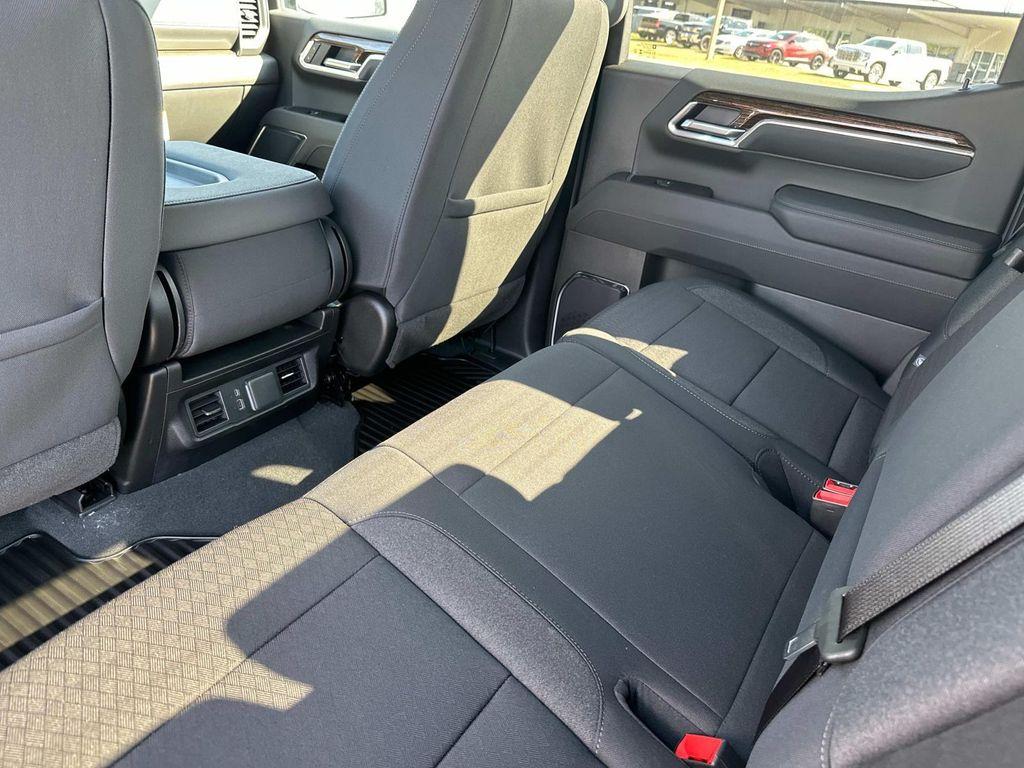 new 2025 GMC Sierra 1500 car, priced at $53,890