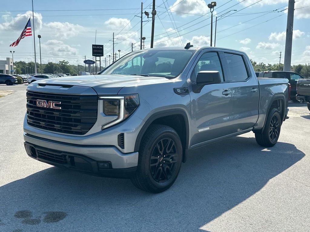 new 2025 GMC Sierra 1500 car, priced at $53,890