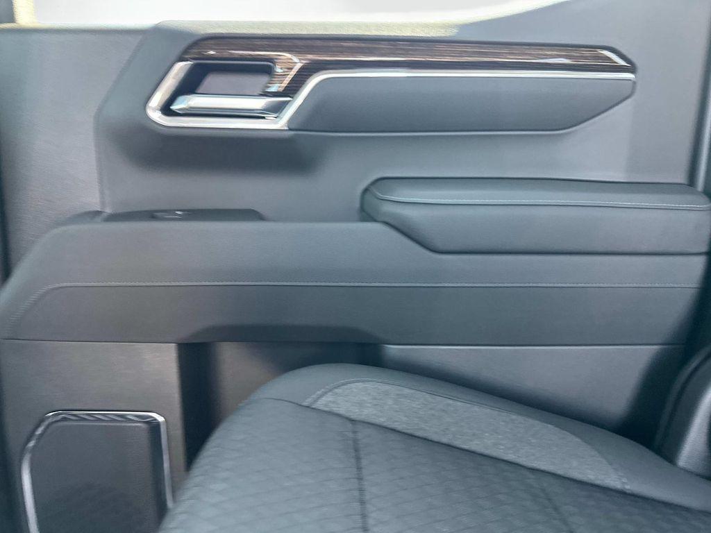 new 2025 GMC Sierra 1500 car, priced at $52,890