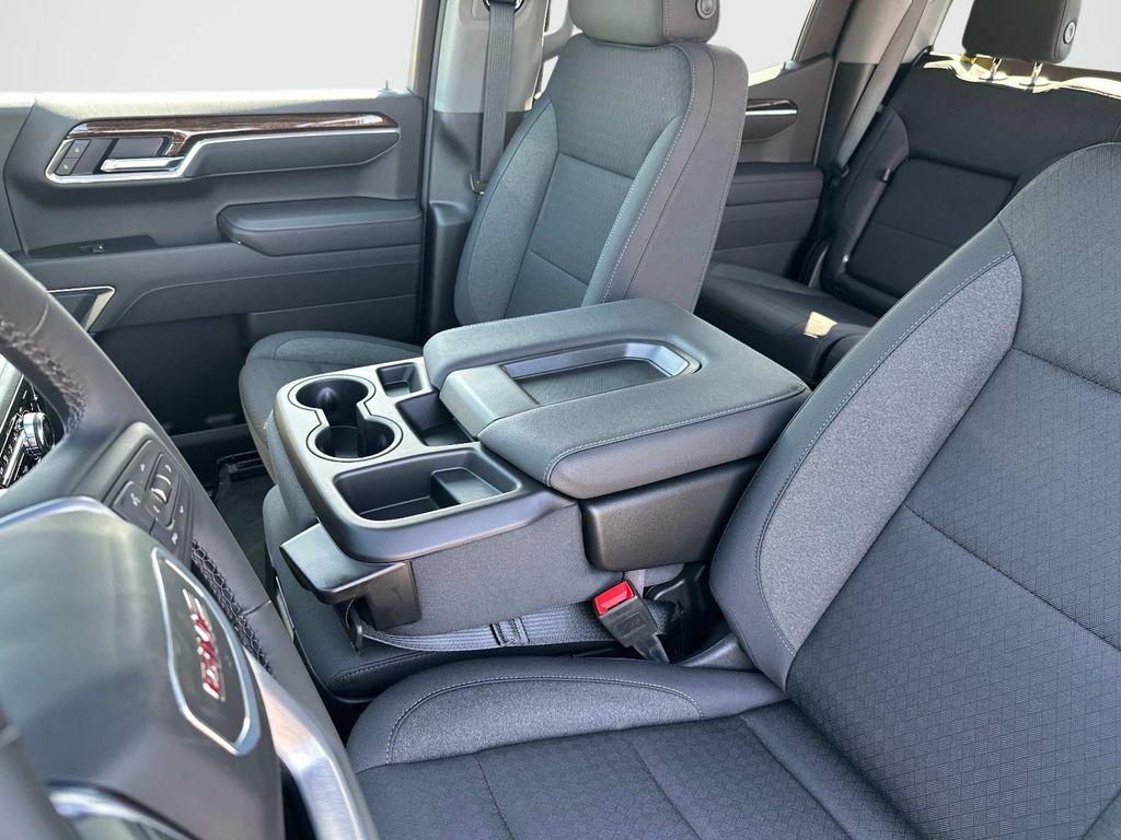 new 2025 GMC Sierra 1500 car, priced at $52,890