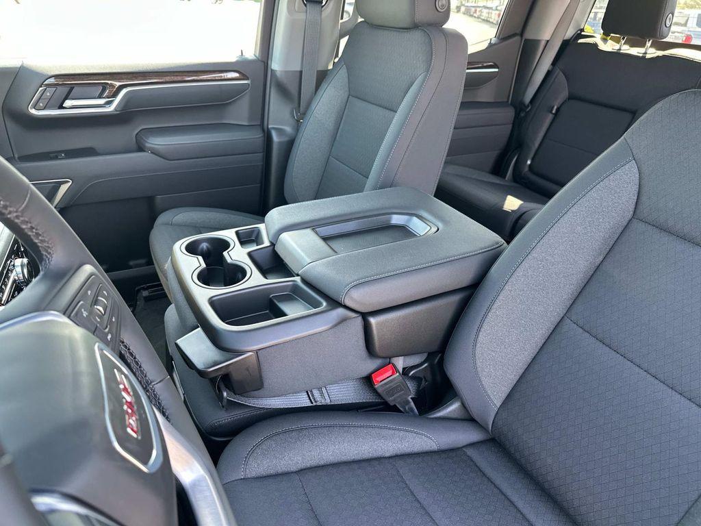 new 2025 GMC Sierra 1500 car, priced at $53,890