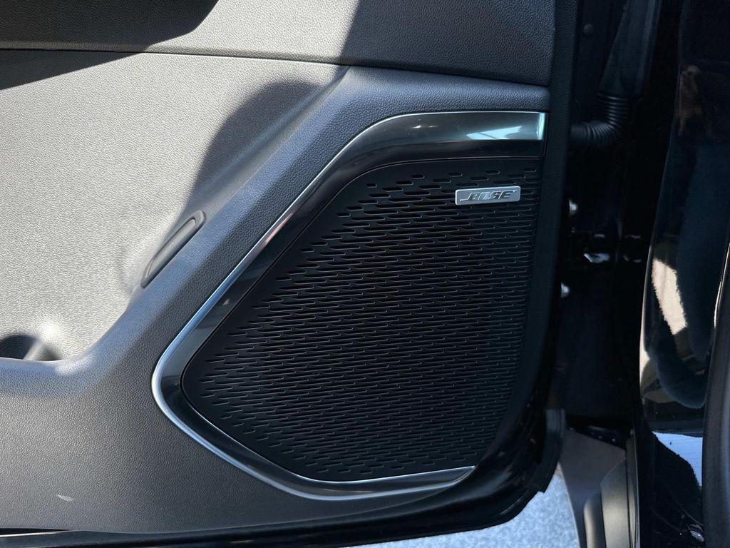 new 2025 GMC Acadia car, priced at $45,425