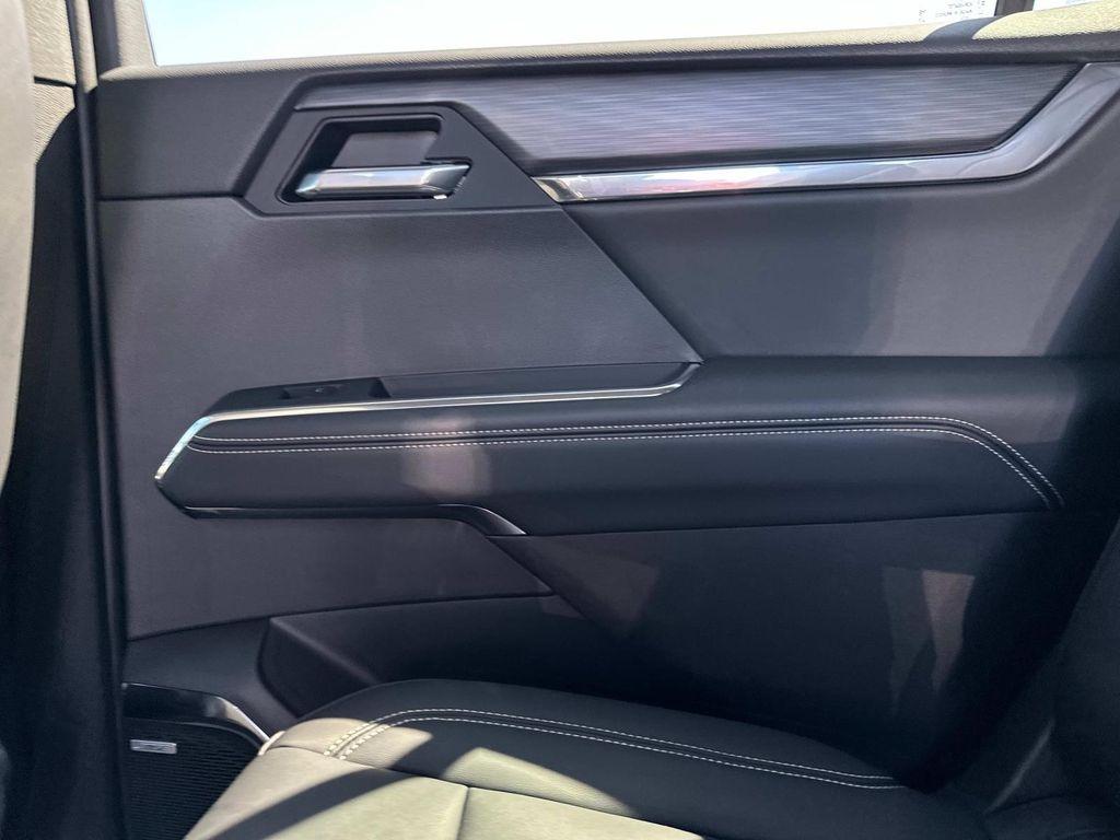 new 2025 GMC Acadia car, priced at $45,425