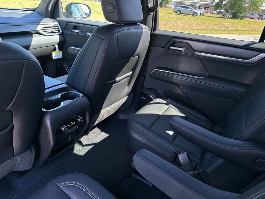 new 2025 GMC Acadia car, priced at $45,425