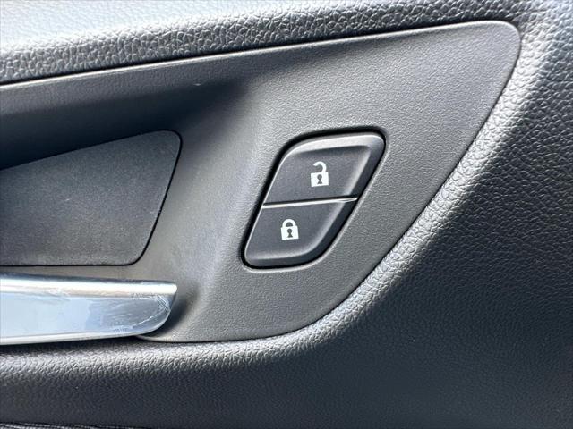 new 2025 Buick Envista car, priced at $26,559