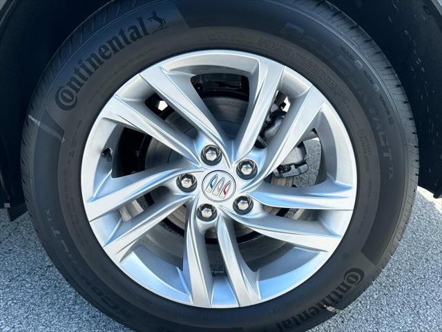 new 2025 Buick Envista car, priced at $26,559