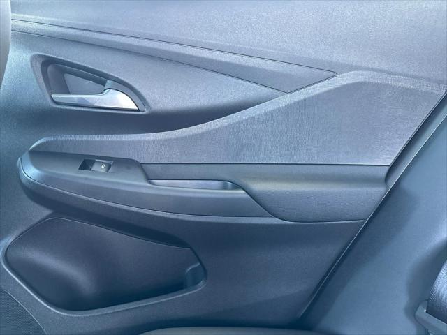 new 2025 Buick Envista car, priced at $26,559