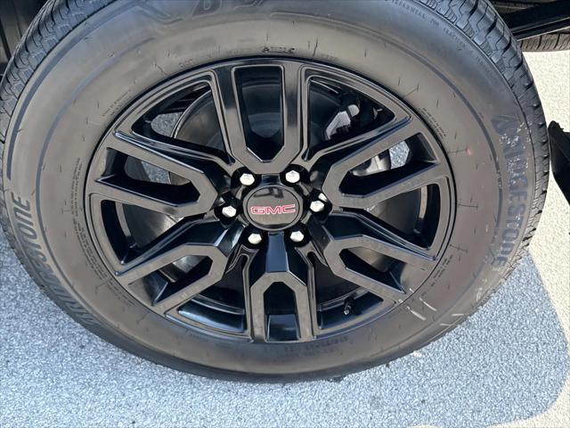 new 2025 GMC Sierra 1500 car, priced at $53,890