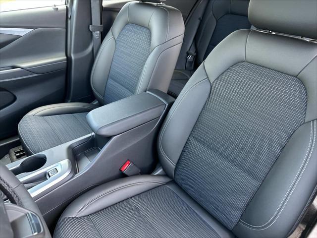 new 2025 Buick Envista car, priced at $27,039