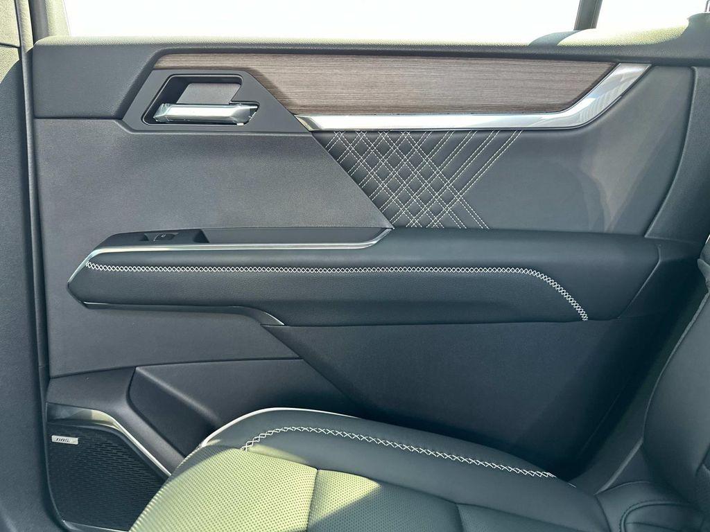 new 2025 GMC Acadia car, priced at $53,535