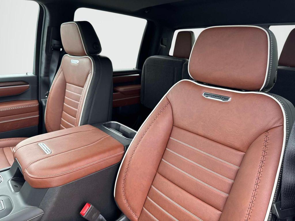 new 2026 GMC Sierra 2500 car, priced at $96,074