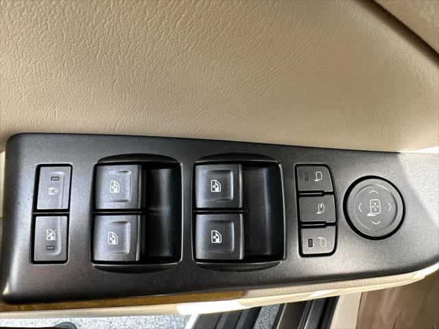 used 2017 GMC Yukon XL car, priced at $31,500