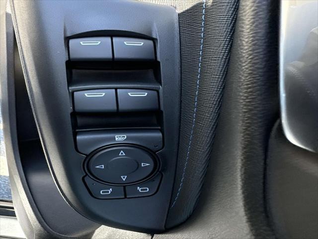 new 2025 Buick Envista car, priced at $28,008