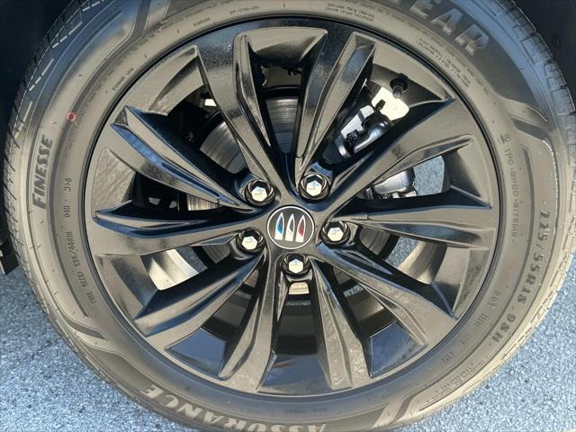 new 2025 Buick Envista car, priced at $28,008