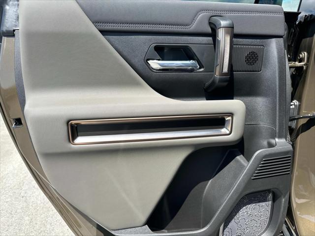 new 2025 GMC HUMMER EV Pickup car, priced at $105,570