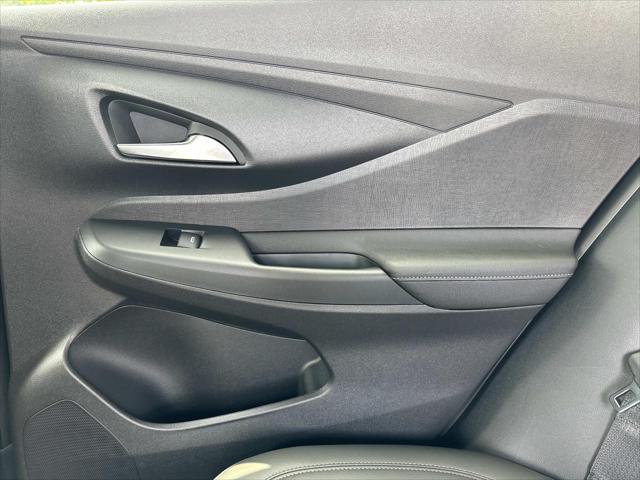 new 2025 Buick Envista car, priced at $30,448