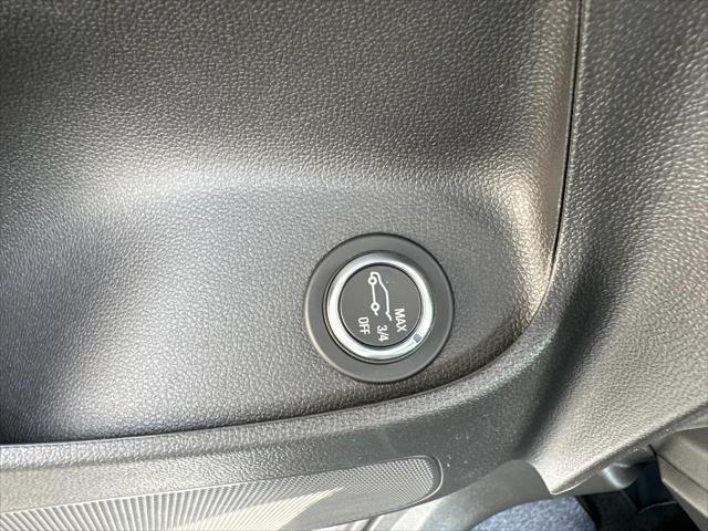new 2025 Buick Envista car, priced at $30,448