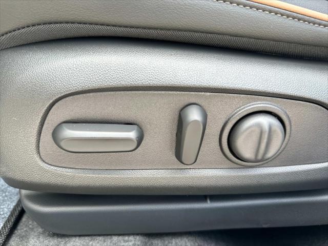 new 2025 Buick Envista car, priced at $30,448
