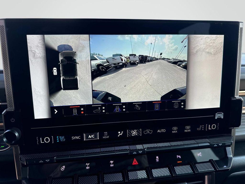 new 2025 GMC HUMMER EV Pickup car, priced at $109,565