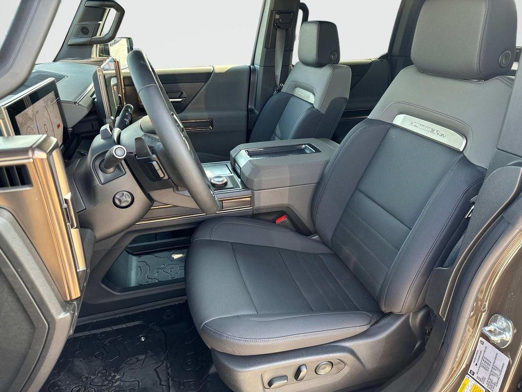 new 2025 GMC HUMMER EV Pickup car, priced at $109,565