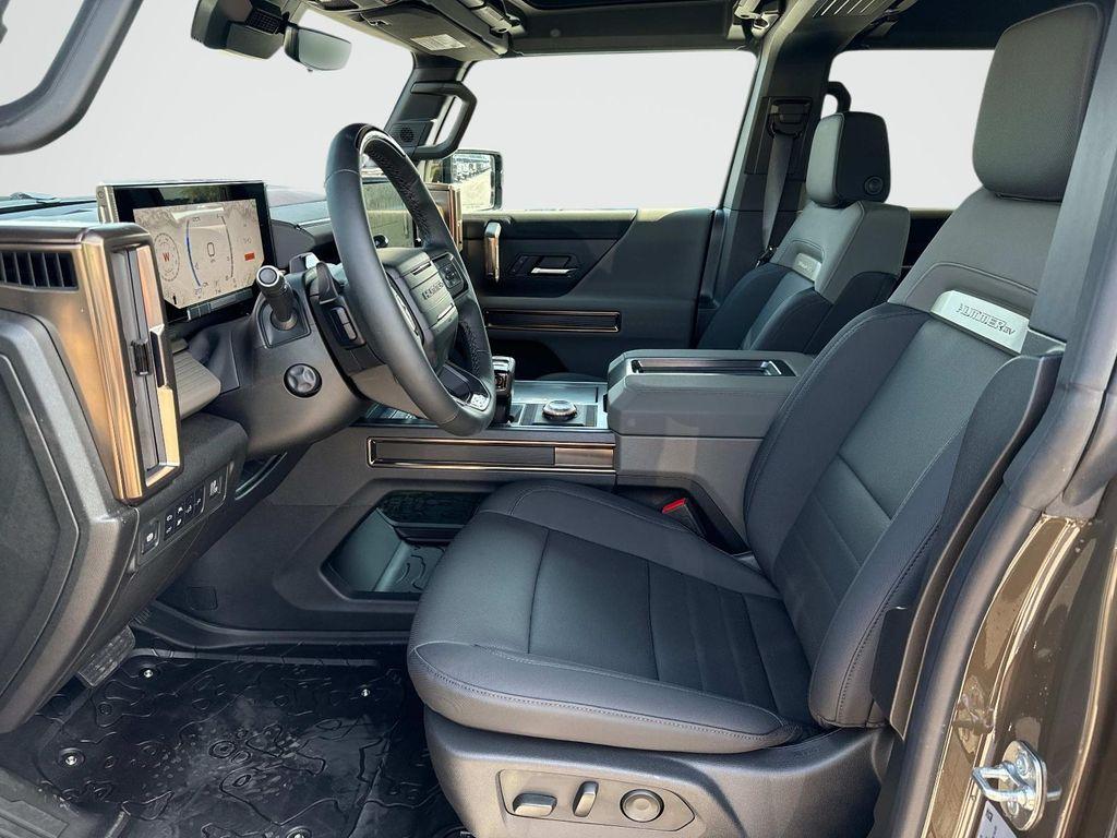 new 2025 GMC HUMMER EV Pickup car, priced at $109,565