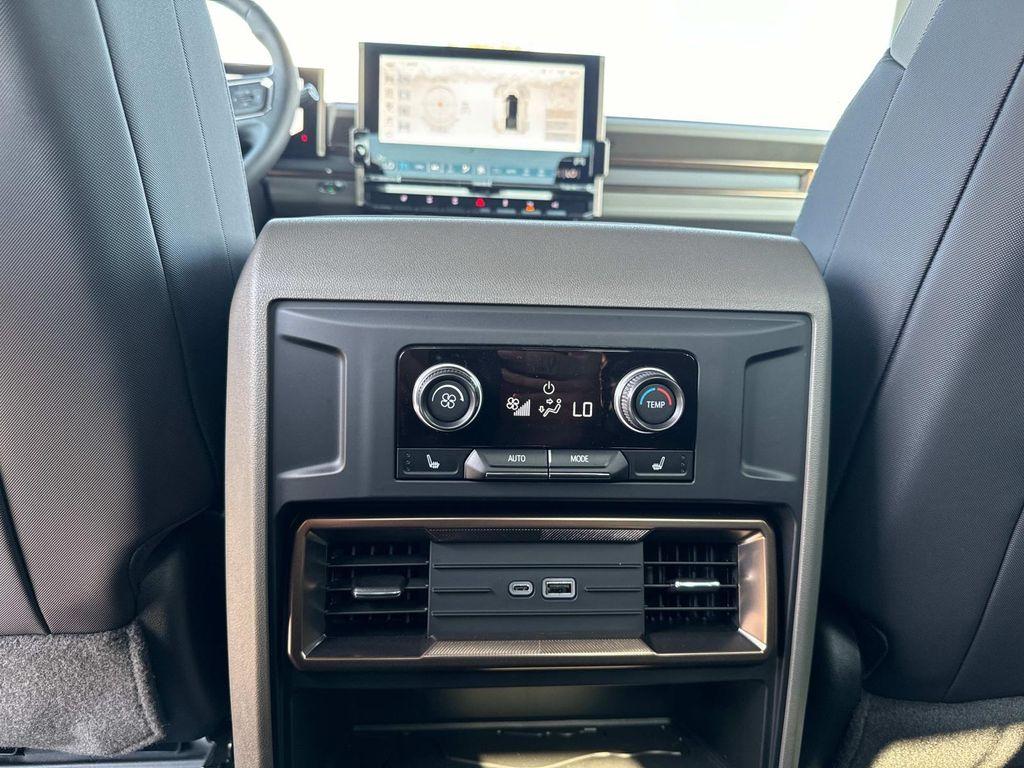 new 2025 GMC HUMMER EV Pickup car, priced at $112,565