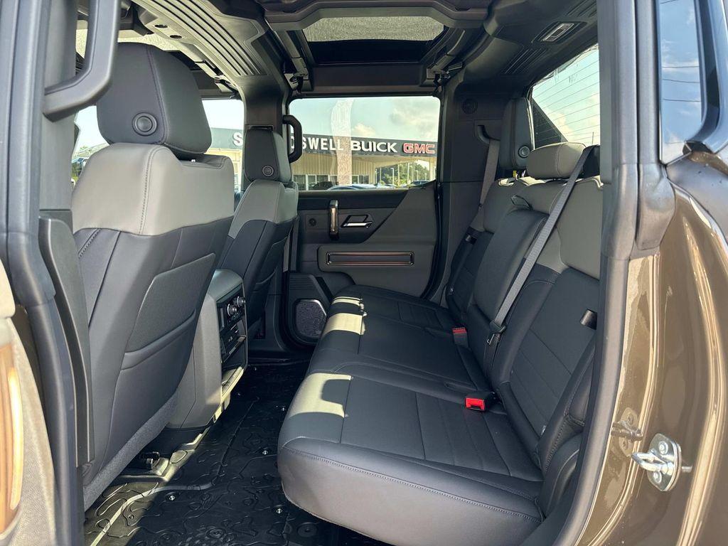 new 2025 GMC HUMMER EV Pickup car, priced at $112,565