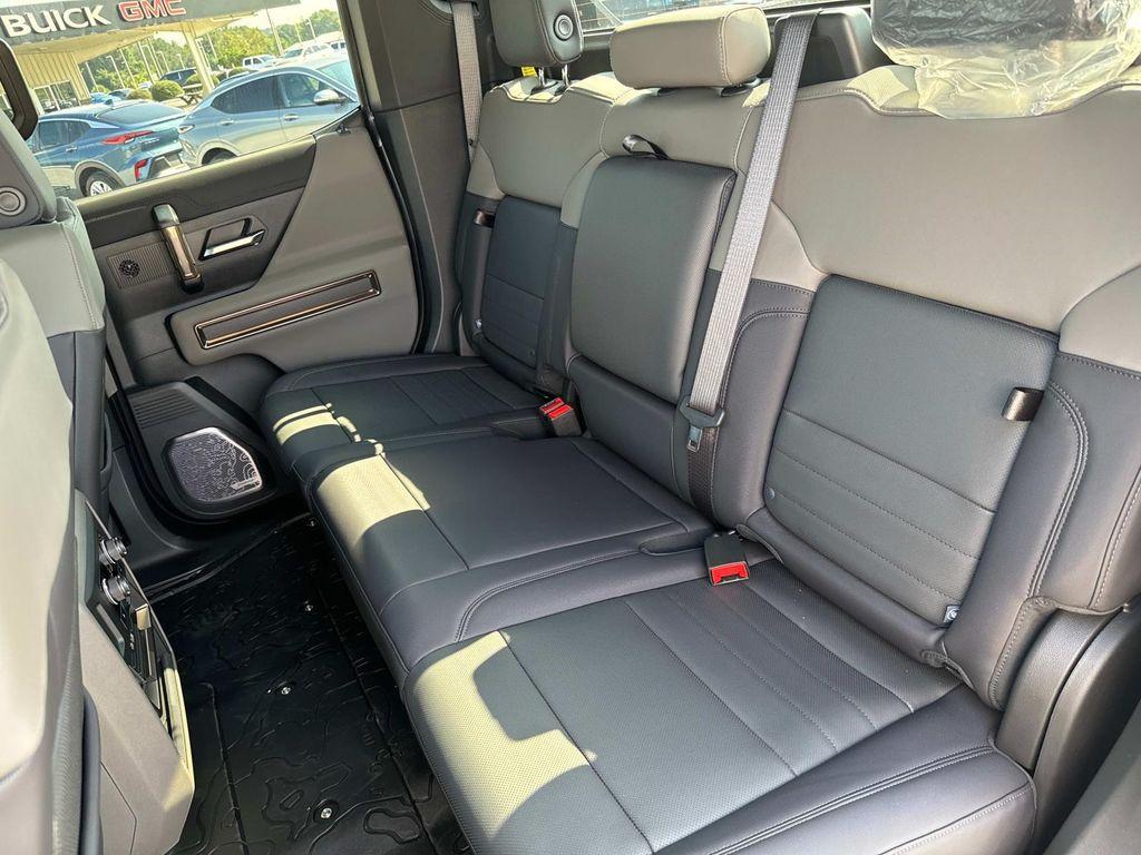new 2025 GMC HUMMER EV Pickup car, priced at $112,565