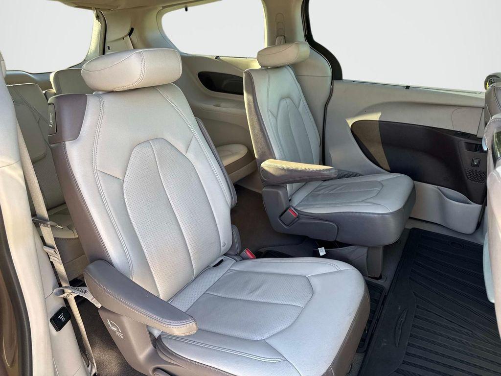 used 2017 Chrysler Pacifica car, priced at $11,514