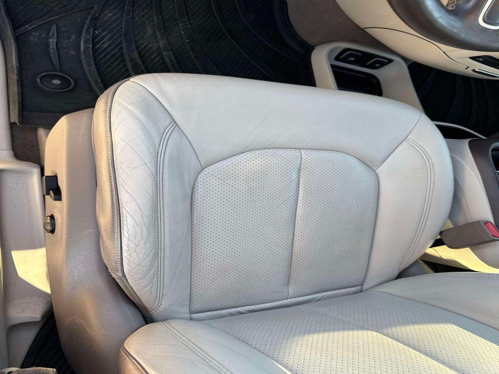 used 2017 Chrysler Pacifica car, priced at $11,514