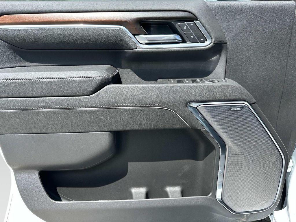 new 2025 GMC Sierra 2500 car, priced at $83,524