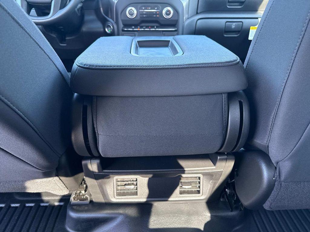 new 2026 GMC Sierra 1500 car, priced at $48,282