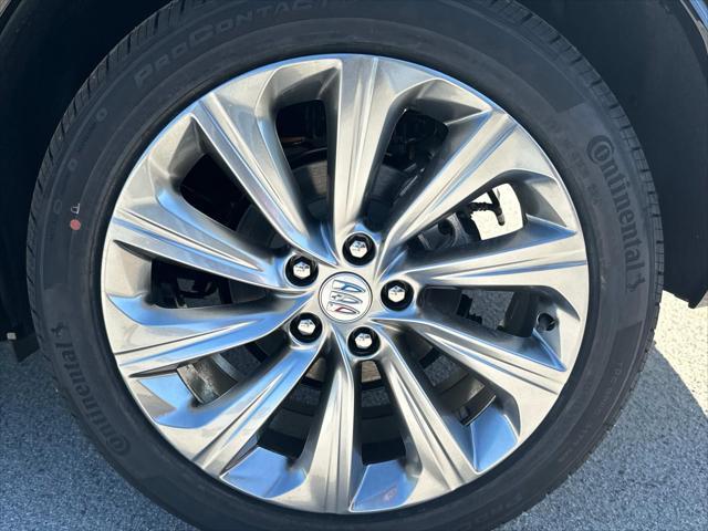 new 2025 Buick Envista car, priced at $30,855