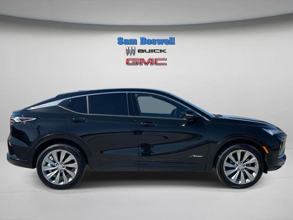 new 2025 Buick Envista car, priced at $29,911