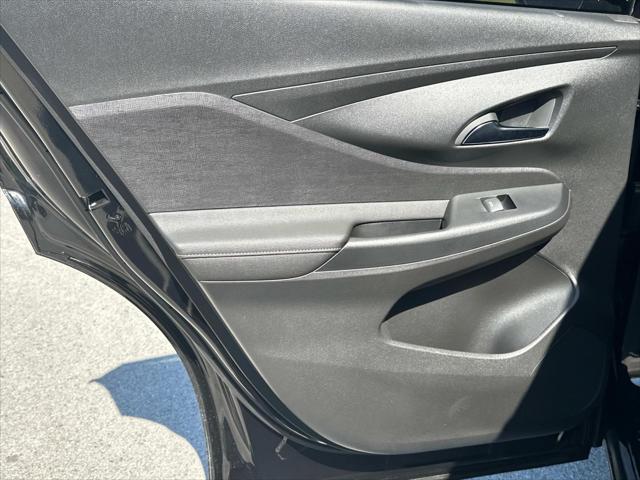new 2025 Buick Envista car, priced at $30,855