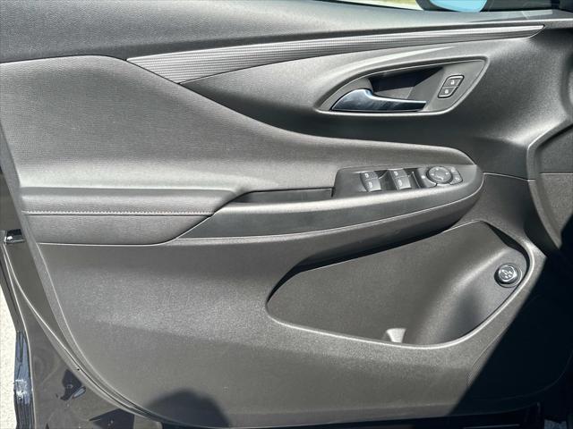 new 2025 Buick Envista car, priced at $30,855