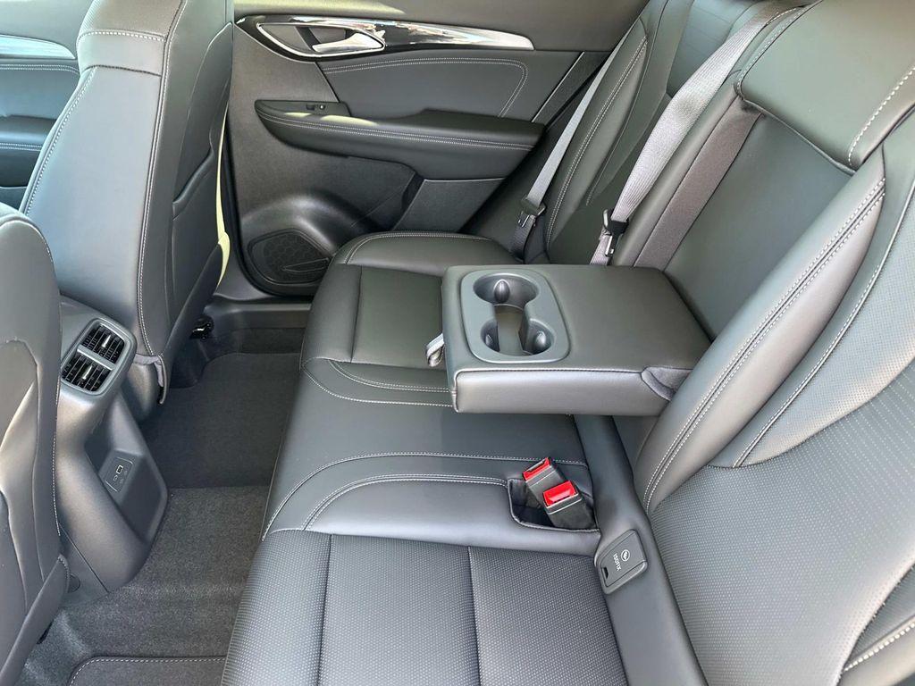 new 2025 Buick Envision car, priced at $37,027