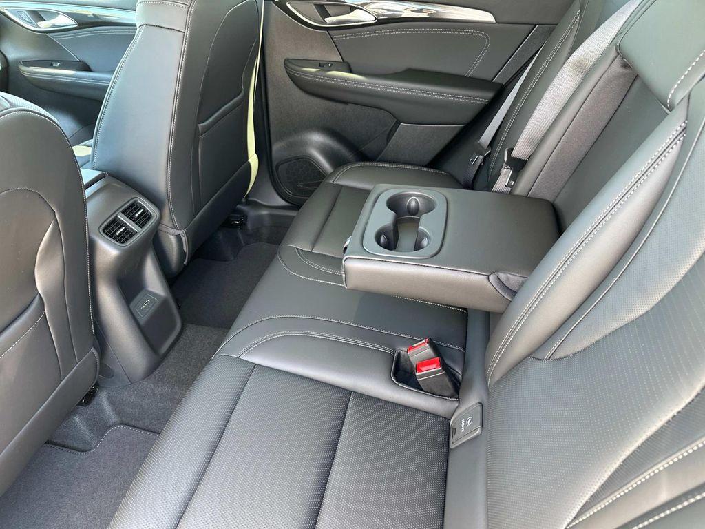 new 2025 Buick Envision car, priced at $37,027