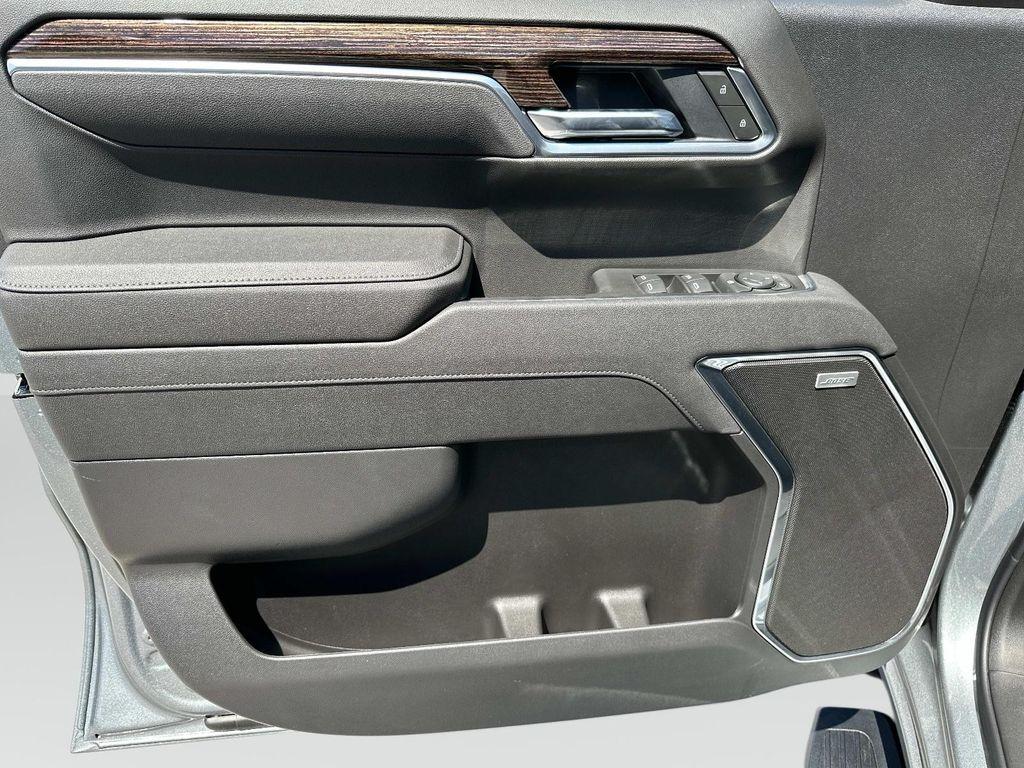 new 2025 GMC Sierra 1500 car, priced at $65,155