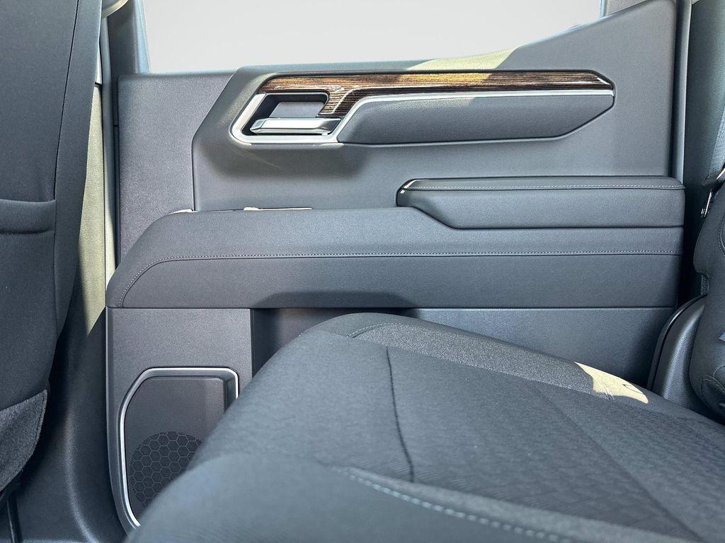 new 2025 GMC Sierra 1500 car, priced at $65,155