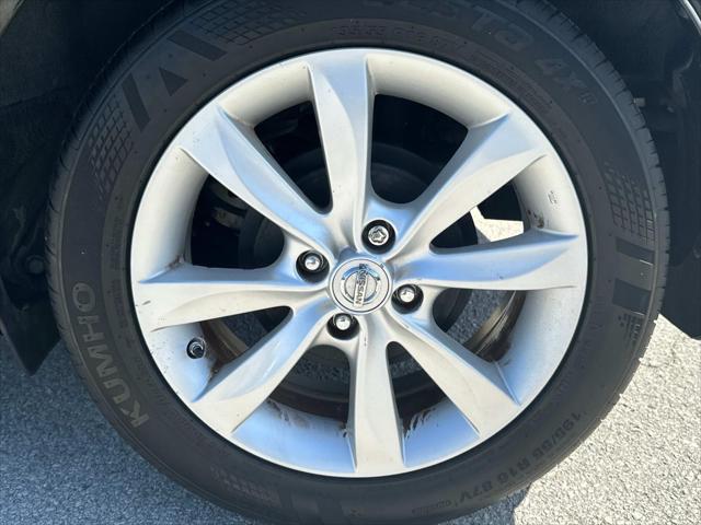 used 2015 Nissan Versa Note car, priced at $6,202