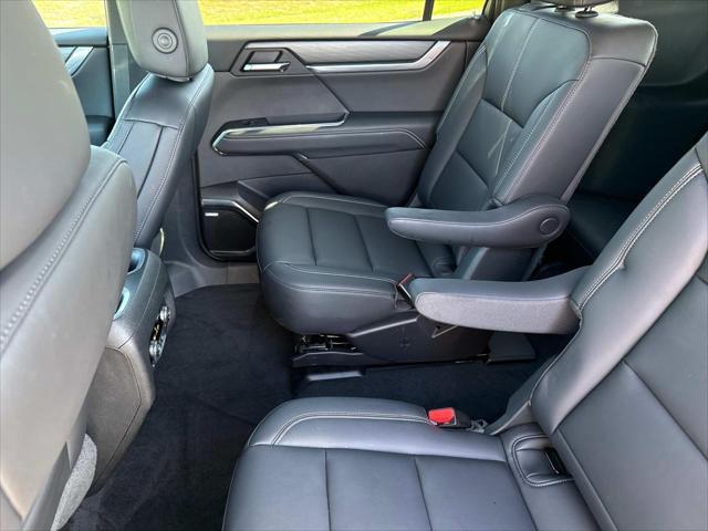 new 2025 GMC Acadia car, priced at $47,725