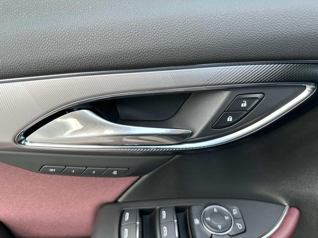 new 2025 Buick Envision car, priced at $42,423