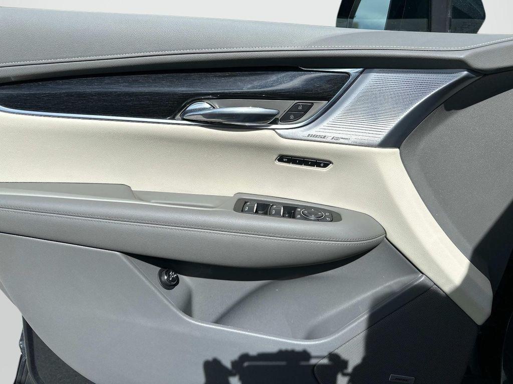 used 2023 Cadillac XT6 car, priced at $34,845