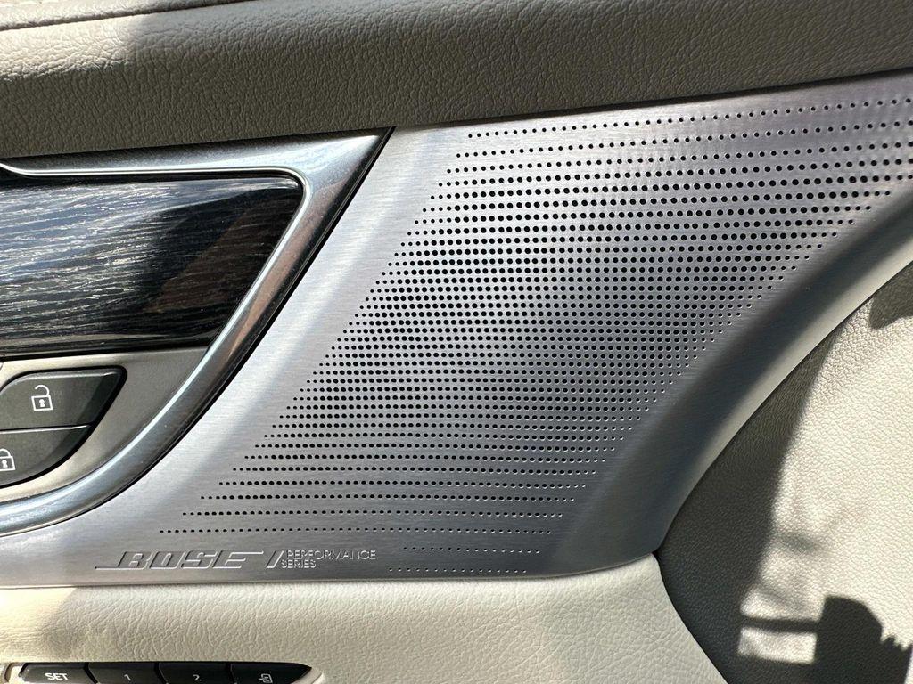 used 2023 Cadillac XT6 car, priced at $34,845