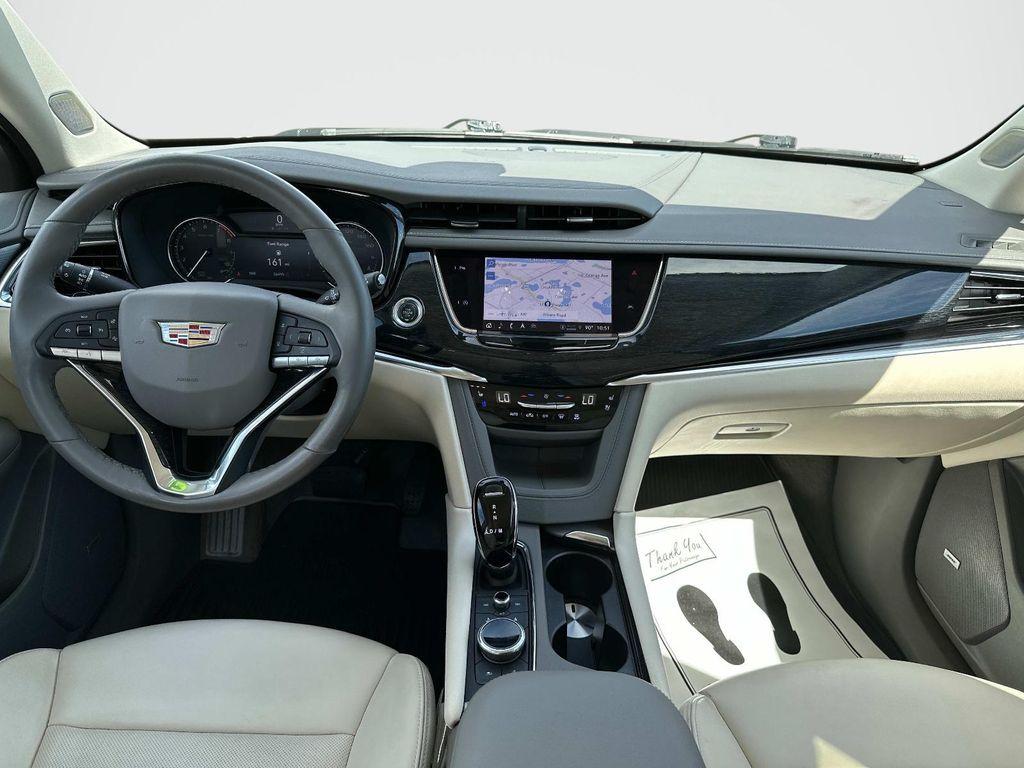 used 2023 Cadillac XT6 car, priced at $34,845
