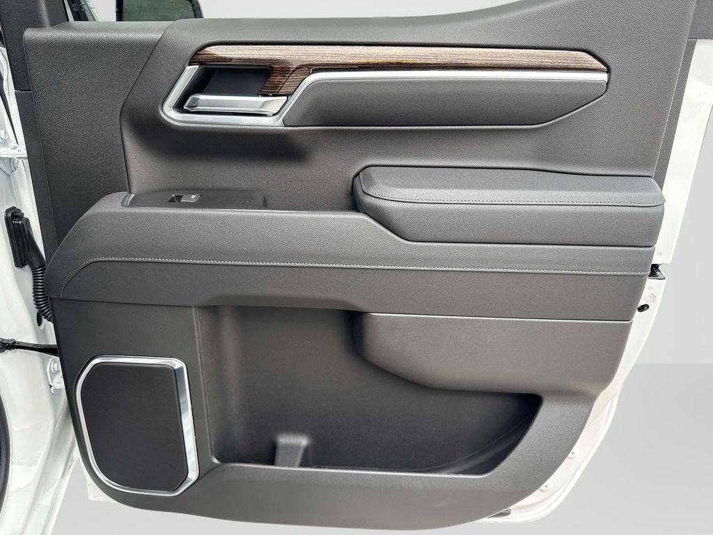 new 2026 GMC Sierra 1500 car, priced at $56,090