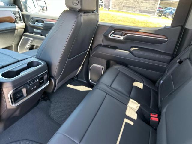 new 2025 GMC Sierra 1500 car, priced at $74,645